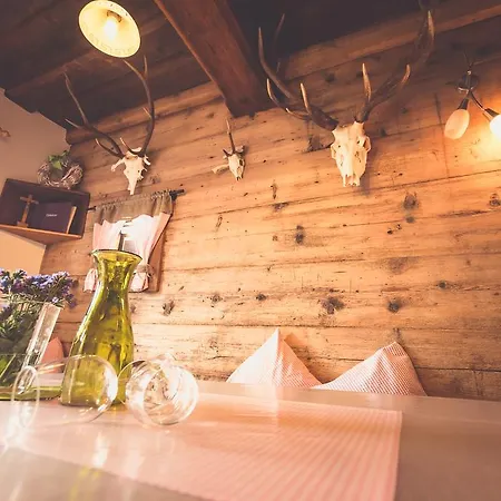Ottls Huette & Wind Buam Huette Сasa de vacaciones Sankt Georgen ob Murau